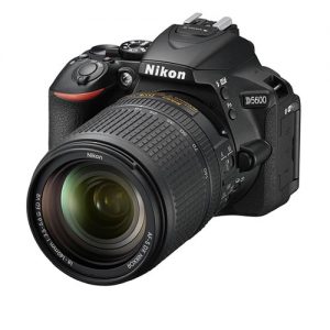 دوربین نیکون D5600 با لنز 18-140